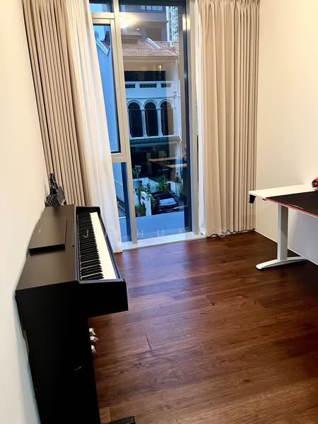 The Iveria, 2 Kim Yam Road, 3 Bedrooms, 915 sqft, Condominium For Rent, by JJ Huang, 500121819 - Bedroom 2 - PropertyGuru.com.sg