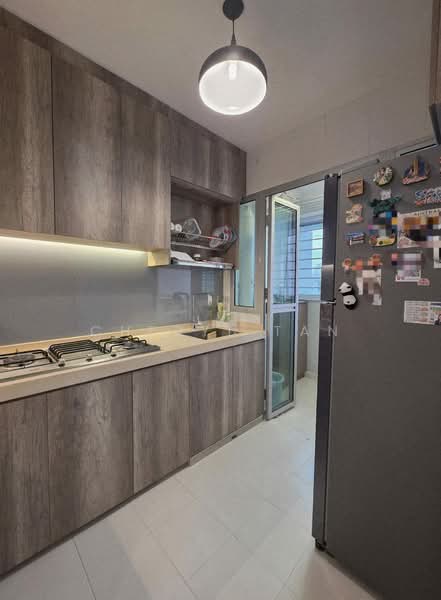 18A MacPherson Residency, 18A Circuit Road, 2 Bedrooms, 721 sqft, HDB Flat For Sale, by Cheryl Tan, 500121828 - Kitchen - PropertyGuru.com.sg