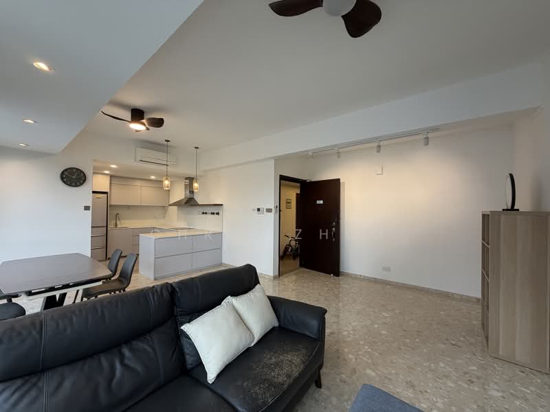 UE Square, 205 River Valley Road, 2 Bedrooms, 1,055 sqft, Apartment For Rent, by Chris Zhuo, 500121829 - Living Room - PropertyGuru.com.sg