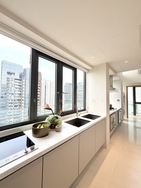 The Lumos, 9 Leonie Hill, 3 Bedrooms, 2,507 sqft, Apartment For Sale, by Katherine Lim, 500121835 - Kitchen - PropertyGuru.com.sg