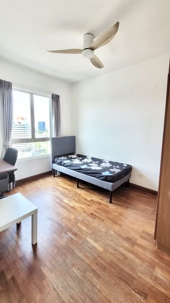 Burlington Square, 175B Bencoolen Street, Room Rental, 200 sqft, Apartment For Rent, by Sheryl Yeo, 500121838 - Bedroom - PropertyGuru.com.sg