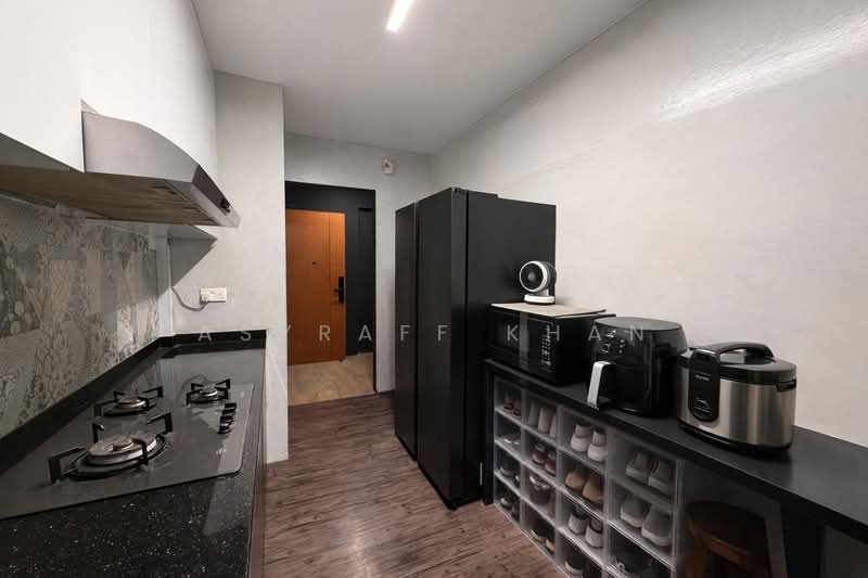 317B Yishun Greenwalk, 317B Yishun Avenue 9, 2 Bedrooms, 990 sqft, HDB Flat For Rent, by Asyraff Khan, 500121839 - Kitchen - PropertyGuru.com.sg