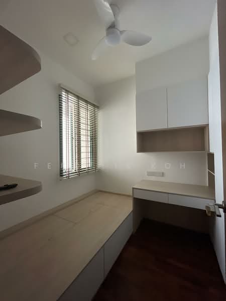 Palm Spring, 16 Ewe Boon Road, 4 Bedrooms, 1,873 sqft, Condominium For Sale, by Ferdelis Koh, 500121842 - Common Bedroom - PropertyGuru.com.sg