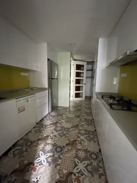 Palm Spring, 16 Ewe Boon Road, 4 Bedrooms, 1,873 sqft, Condominium For Sale, by Ferdelis Koh, 500121842 - Kitchen - PropertyGuru.com.sg