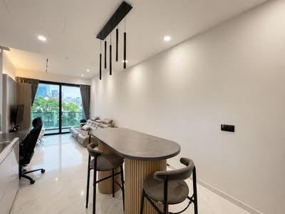 For Sale - Peak Residence