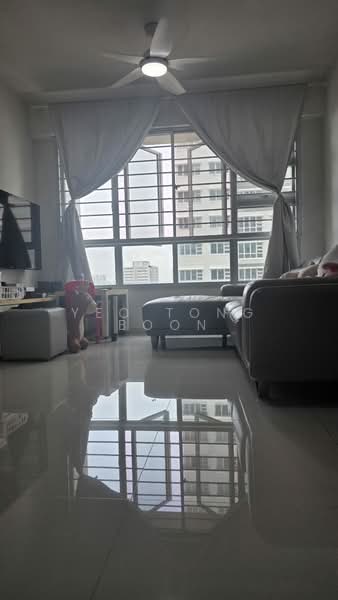 117B Jalan Tenteram, 117B Jalan Tenteram, 2 Bedrooms, 721 sqft, HDB Flat For Sale, by Yeo Tong Boon, 500121851 - Living Room - PropertyGuru.com.sg
