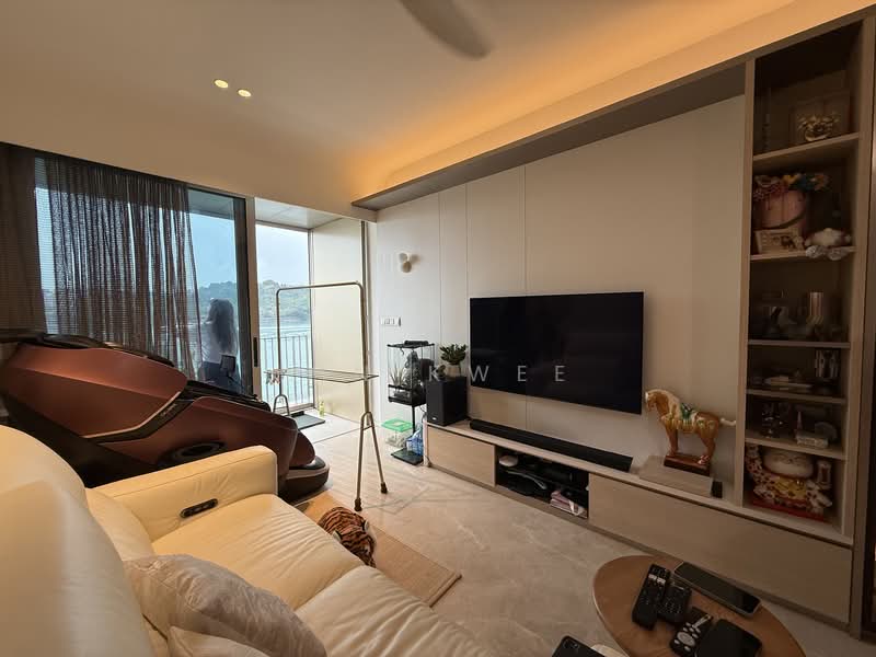 The Reef at King's Dock, 2 Harbourfront Avenue, 3 Bedrooms, 1,076 sqft, Condominium For Sale, by Lin Kwee, 500121861 - Living Room - PropertyGuru.com.sg