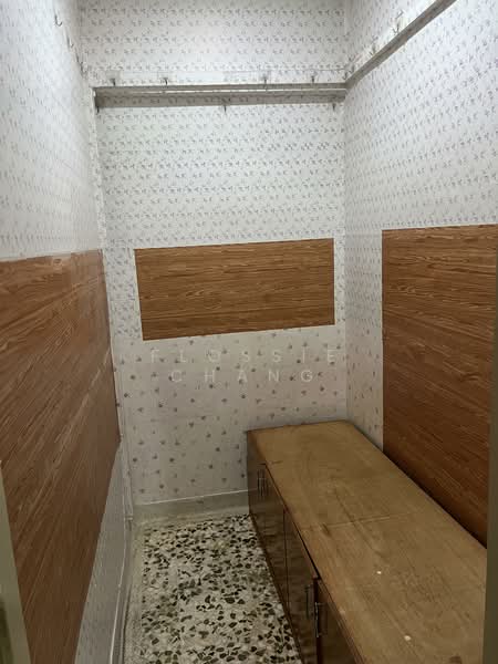 443 Clementi Avenue 3, 443 Clementi Avenue 3, 2 Bedrooms, 721 sqft, HDB Flat For Rent, by Flossie Chang, 500121862 - Store room  - PropertyGuru.com.sg