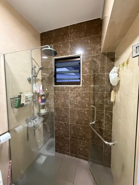 192C Rivervale Drive, 192C Rivervale Drive, 3 Bedrooms, 1,238 sqft, HDB Flat For Sale, by Richard Neo, 500121863 - Bathroom - PropertyGuru.com.sg