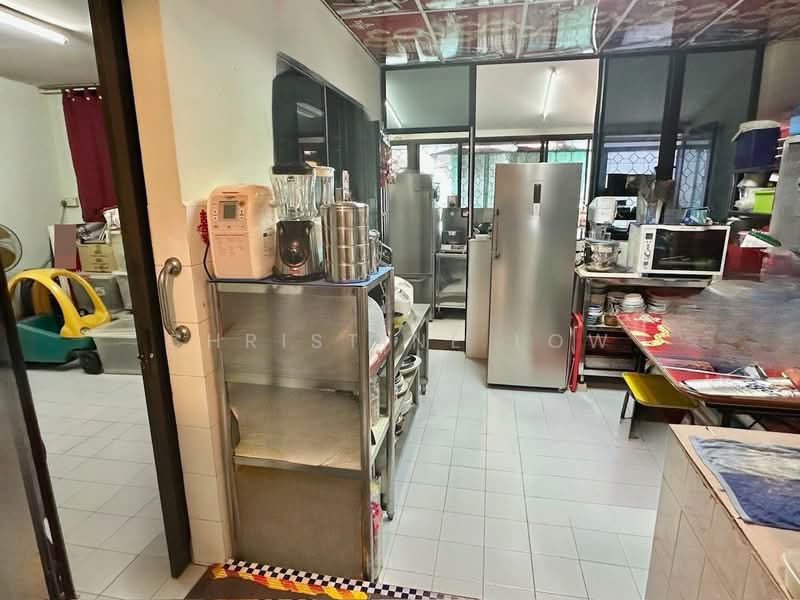 D13 FH Large Terrace Happy Avenue Mattar MRT, Happy Avenue, 5 Bedrooms, 3,050 sqft, Terraced House For Sale, by Christine Low, 500121879 - Kitchen - PropertyGuru.com.sg