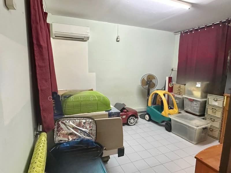 D13 FH Large Terrace Happy Avenue Mattar MRT, Happy Avenue, 5 Bedrooms, 3,050 sqft, Terraced House For Sale, by Christine Low, 500121879 - Level 1 Room 2 - PropertyGuru.com.sg