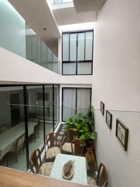 Well Designed Airwell & Dining Area