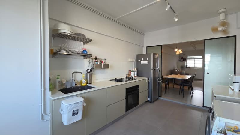 418 Bedok North Avenue 2, 418 Bedok North Avenue 2, 2 Bedrooms, 721 sqft, HDB Flat For Sale, by Alan Heng, 500121912 - Kitchen - PropertyGuru.com.sg