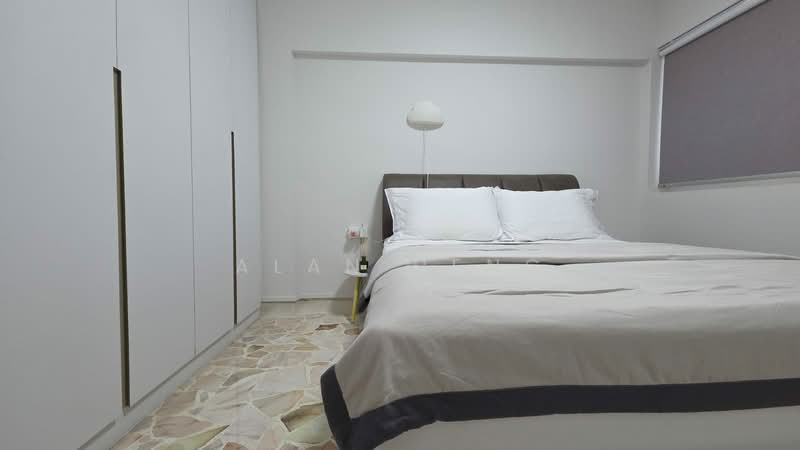 418 Bedok North Avenue 2, 418 Bedok North Avenue 2, 2 Bedrooms, 721 sqft, HDB Flat For Sale, by Alan Heng, 500121912 - Bedroom - PropertyGuru.com.sg