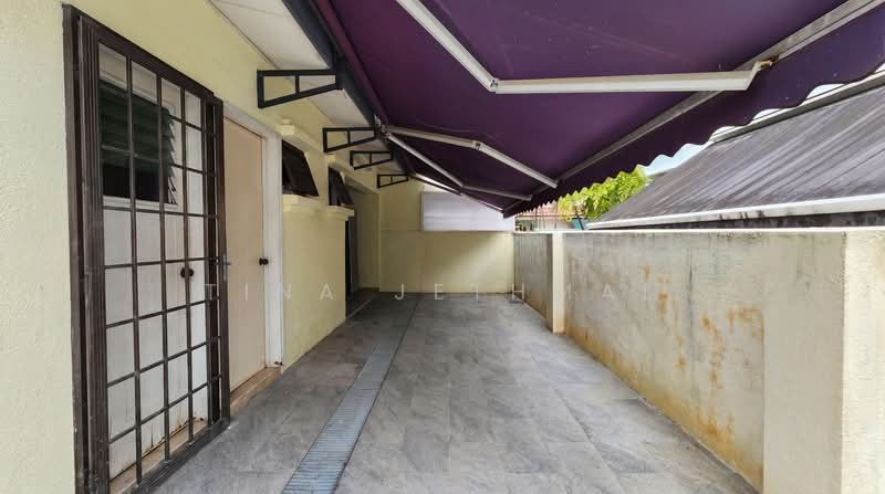 Parkstone Road, , 5 Bedrooms, 3,001 sqft, Semi-Detached House For Sale, by Tina Jethmal, 500121918 - Service Yard - PropertyGuru.com.sg