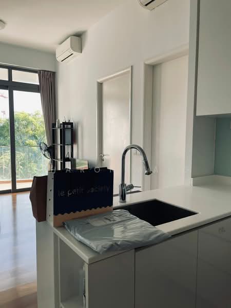 Kingsford Hillview Peak, 105 Hillview Rise, 1 Bedroom, 517 sqft, Condominium For Rent, by Sharon Wang, 500121924 - Kitchen - PropertyGuru.com.sg