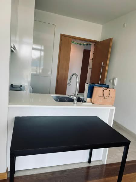 Kingsford Hillview Peak, 105 Hillview Rise, 1 Bedroom, 517 sqft, Condominium For Rent, by Sharon Wang, 500121924 - Kitchen - PropertyGuru.com.sg