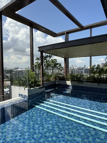 Hill House, 10A-11 Institution Hill, 10B, 2 Bedrooms, 452 sqft, Condominium For Rent, by Marcos Lee, 500121935 - Pool - PropertyGuru.com.sg