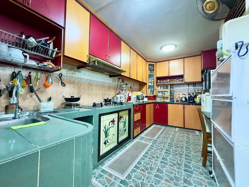 413 Eunos Road 5, 413 Eunos Road 5, 4 Bedrooms, 1,388 sqft, HDB Flat For Sale, by Muhammad Azan, 500121937 - Kitchen - PropertyGuru.com.sg