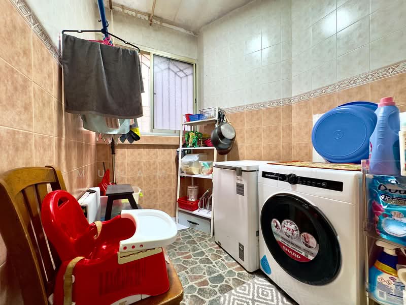 413 Eunos Road 5, 413 Eunos Road 5, 4 Bedrooms, 1,388 sqft, HDB Flat For Sale, by Muhammad Azan, 500121937 - Service Balcony - PropertyGuru.com.sg