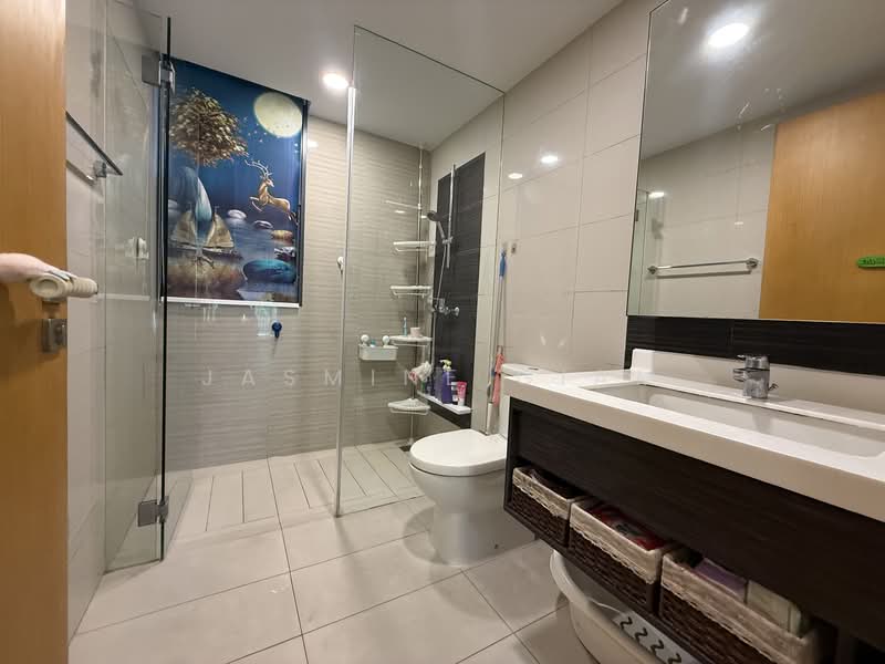 Blossom Residences, 30 Segar Road, 3 Bedrooms, 1,421 sqft, Executive Condominium For Sale, by Jasmine Giam, 500121938 - Bathroom - PropertyGuru.com.sg