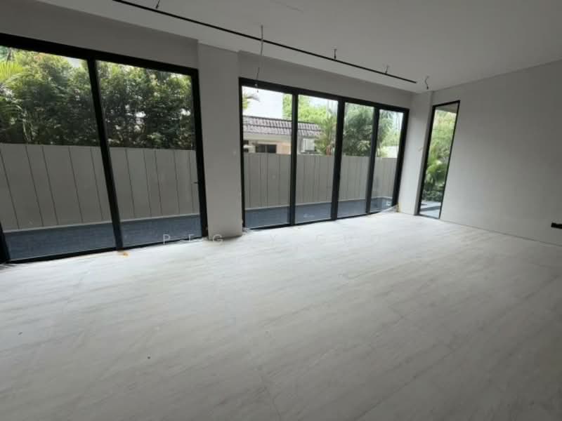 ★Eminance Landed★ Semi-D @ Hillcrest, Watten, D11, , 5 Bedrooms, 6,702 sqft, Semi-Detached House For Sale, by Peggy Guo, 500121939 - PropertyGuru.com.sg