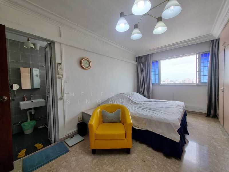 238 Lorong 1 Toa Payoh, 238 Lorong 1 Toa Payoh, 3 Bedrooms, 1,292 sqft, HDB Flat For Sale, by Helen Lai Singapore, 500121941 - Huge Master Room with Unblocked View - PropertyGuru.com.sg