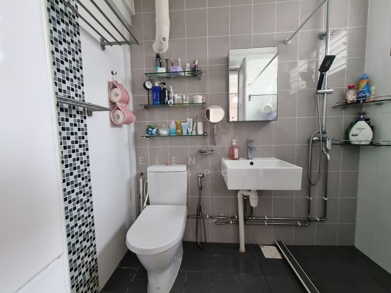 238 Lorong 1 Toa Payoh, 238 Lorong 1 Toa Payoh, 3 Bedrooms, 1,292 sqft, HDB Flat For Sale, by Helen Lai Singapore, 500121941 - Master Bathroom Home Improvement Program - PropertyGuru.com.sg