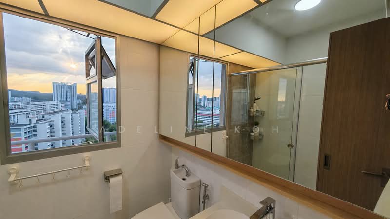 228A Ang Mo Kio Street 23, 228A Ang Mo Kio Street 23, 3 Bedrooms, 1,216 sqft, HDB Flat For Sale, by Adeline Koh, 500121951 - Bathroom - PropertyGuru.com.sg