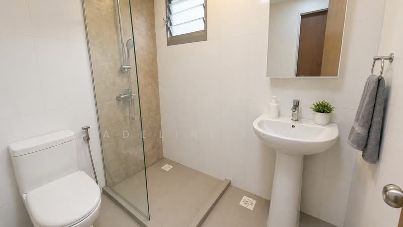 228A Ang Mo Kio Street 23, 228A Ang Mo Kio Street 23, 3 Bedrooms, 1,216 sqft, HDB Flat For Sale, by Adeline Koh, 500121951 - Bathroom - PropertyGuru.com.sg