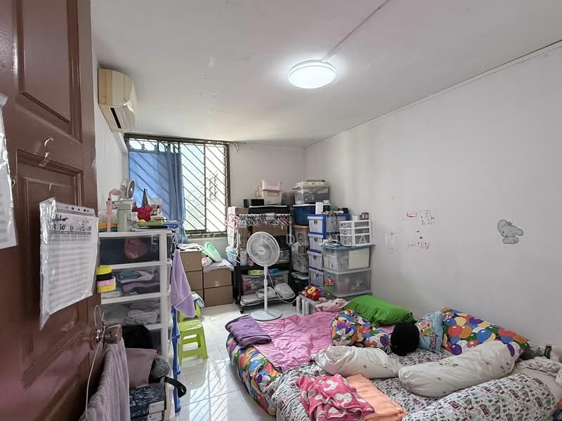 613 Hougang Avenue 8, 613 Hougang Avenue 8, 3 Bedrooms, 1,119 sqft, HDB Flat For Sale, by Edward Tan, 500121952 - Bedroom 2 - PropertyGuru.com.sg