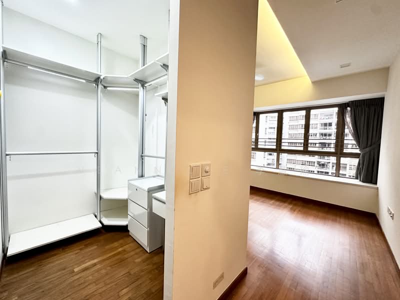 Waterfront Gold, 750 Bedok Reservoir Road, 2 Bedrooms, 872 sqft, Condominium For Sale, by Veann Lee 李慧瑜, 500121968 - Interior - PropertyGuru.com.sg