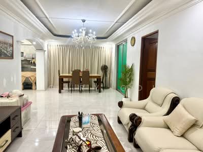 For Sale - 305 Tampines Street 32