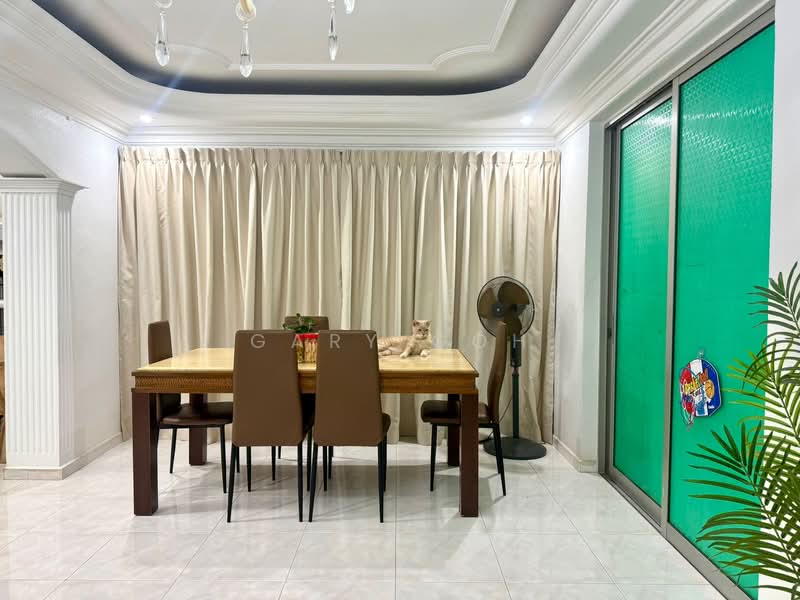 305 Tampines Street 32, 305 Tampines Street 32, 3 Bedrooms, 1,345 sqft, HDB Flat For Sale, by Gary Goh, 500121991 - Dining Room - PropertyGuru.com.sg