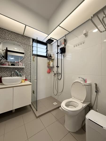 101A Bidadari Park Drive, 101A Bidadari Park Drive, 3 Bedrooms, 1,001 sqft, HDB Flat For Sale, by Esther Tan, 500121994 - Bathroom - PropertyGuru.com.sg
