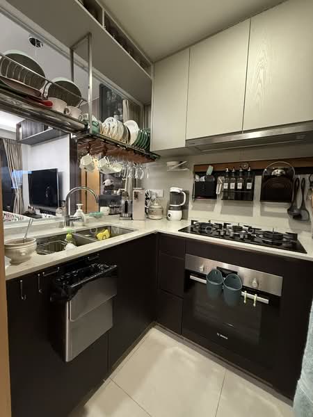 The Antares, 19 Mattar Road, 3 Bedrooms, 1,000 sqft, Condominium For Sale, by Thomas Tong, 500122002 - Kitchen - PropertyGuru.com.sg