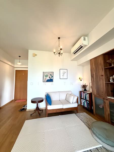 The Sixth Avenue Residences, 160 Sixth Avenue, 2 Bedrooms, 969 sqft, Condominium For Sale, by Gina Tng, 500122004 - Living Room - PropertyGuru.com.sg