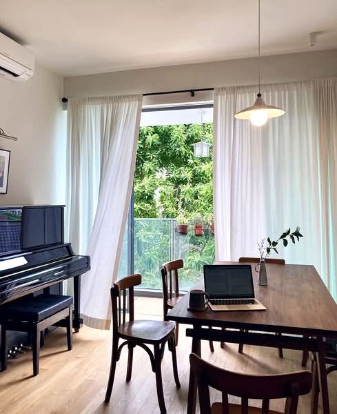 The Sixth Avenue Residences, 160 Sixth Avenue, 2 Bedrooms, 969 sqft, Condominium For Sale, by Gina Tng, 500122004 - Dining Room - PropertyGuru.com.sg