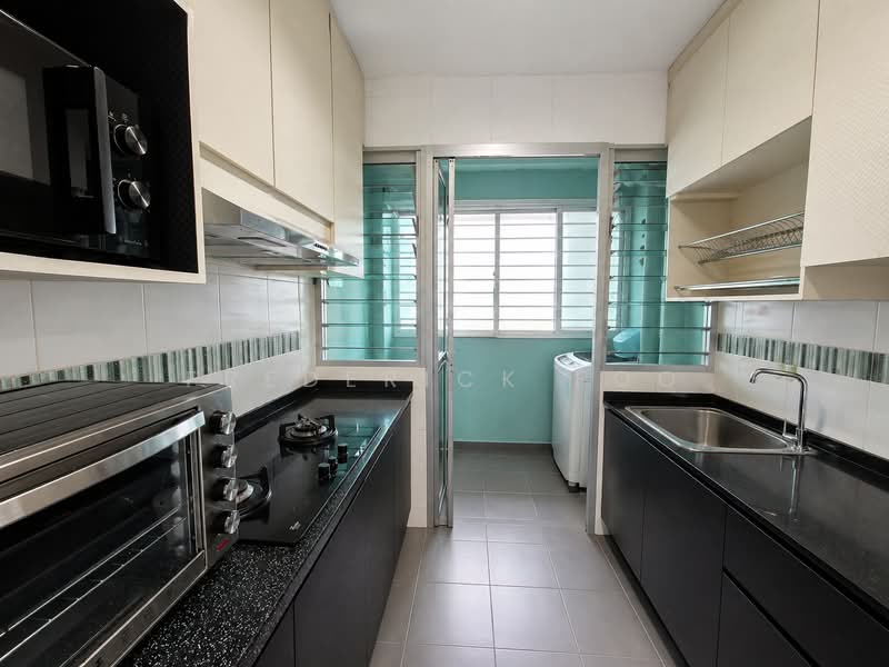 209B Punggol Place, 209B Punggol Place, 2 Bedrooms, 721 sqft, HDB Flat For Sale, by Frederick Foo, 500122006 - Kitchen - PropertyGuru.com.sg