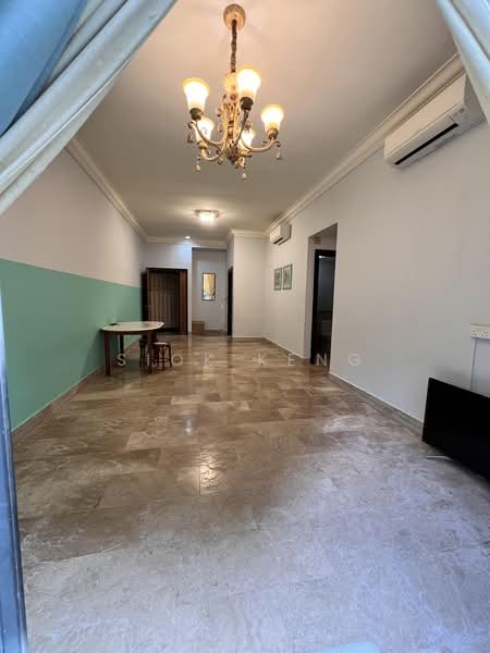 Regent Heights, 52 Bukit Batok East Avenue 5, 1 Bedroom, 1,033 sqft, Condominium For Sale, by Siok Keng, 500122033 - Living Room - PropertyGuru.com.sg