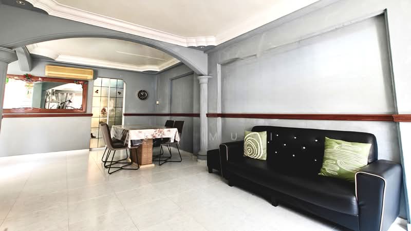 808 Yishun Ring Road, 808 Yishun Ring Road, 3 Bedrooms, 1,130 sqft, HDB Flat For Sale, by Elfi Muni, 500122043 - Living Room - PropertyGuru.com.sg