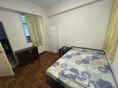 For Rent - Summer Green