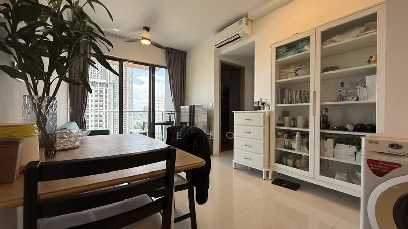 Verticus, 5 Jalan Kemaman, 2 Bedrooms, 700 sqft, Condominium For Sale, by Kae Low, 500122053 - Living Room - PropertyGuru.com.sg