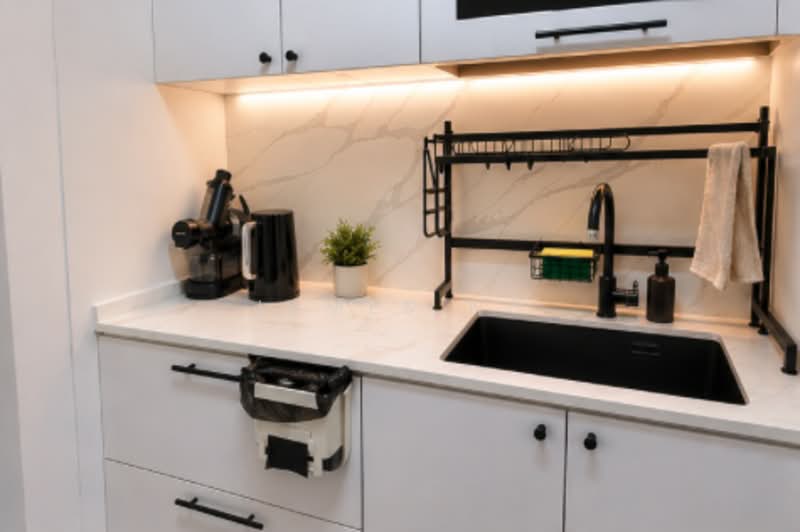 58 Havelock Road, 58 Havelock Road, 3 Bedrooms, 958 sqft, HDB Flat For Sale, by James Ng, 500122055 - Kitchen - PropertyGuru.com.sg