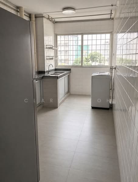 693 Hougang Street 61, 693 Hougang Street 61, 3 Bedrooms, 89 sqft, HDB Flat For Rent, by Clarice Toh, 500122069 - Kitchen - PropertyGuru.com.sg