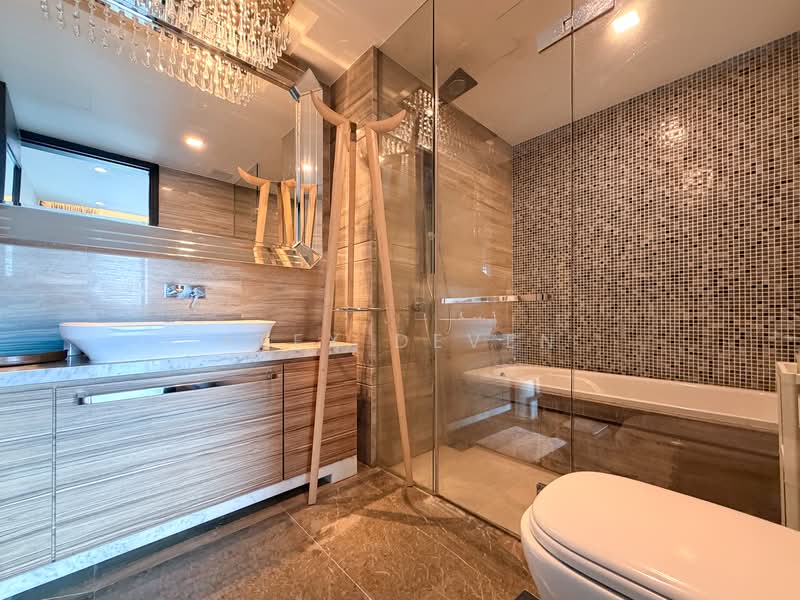Thomson Grand, 21 Sin Ming Walk, 3 Bedrooms, 1,356 sqft, Condominium For Sale, by Alex Deven, 500122074 - Bathroom - PropertyGuru.com.sg