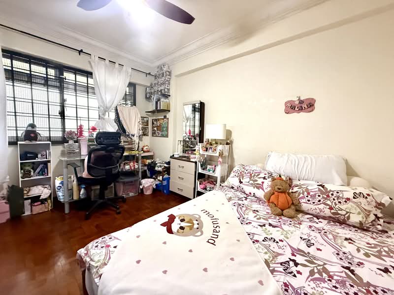 305 Tampines Street 32, 305 Tampines Street 32, 3 Bedrooms, 1,345 sqft, HDB Flat For Sale, by Wendi Sim, 500122076 - Bedroom - PropertyGuru.com.sg