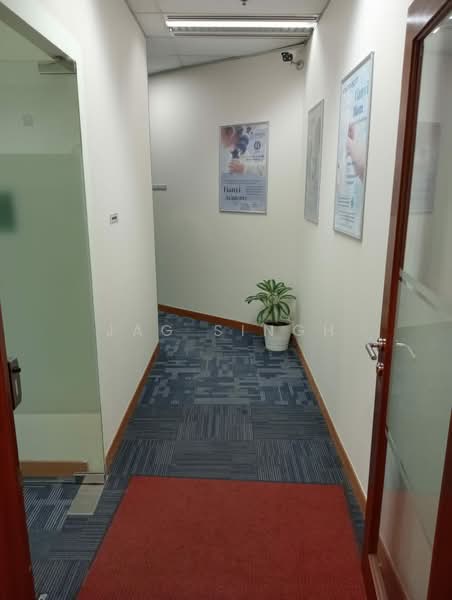Sunshine Plaza, 91 Bencoolen Street, 1,001 sqft, Office For Rent, by Jag Singh, 500122084 - Corridor - CommercialGuru.com.sg