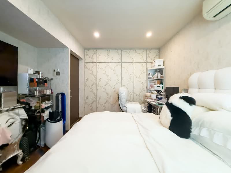 ⭐️HIGH FLOOR⭐️ 3-Room Bt Purmei Tiong Bahru, Bukit Purmei Road/Lower Delta Road/Telok Blangah Crescent/Jalan Bukit Merah, 2 Bedrooms, 786 sqft, HDB Flat For Sale, by Kelvin Chua, 500122088 - Bedroom - PropertyGuru.com.sg