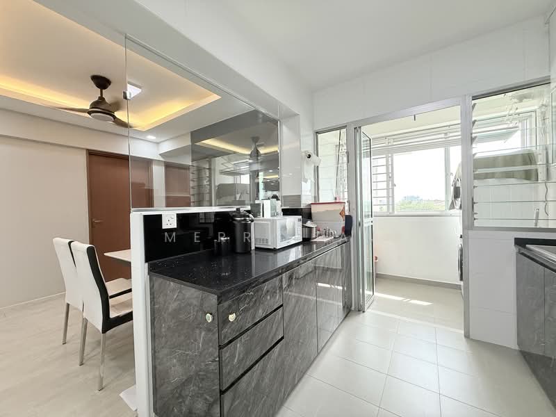 166A Yung Kuang Court, 166A Yung Kuang Road, 3 Bedrooms, 1,001 sqft, HDB Flat For Sale, by Merry Tan, 500122110 - Kitchen - PropertyGuru.com.sg